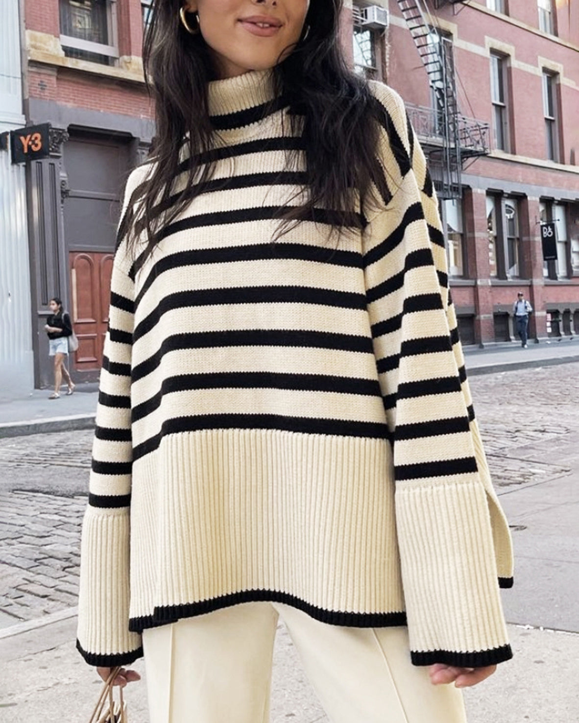 Sanielle – Effortless Striped Sweater